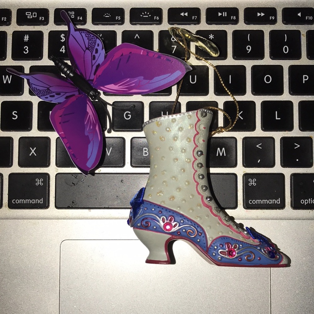 High Button Beauty Heirloom Ornament Collectible Miniature Shoe